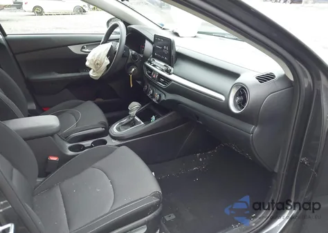 2024 Kia Forte Lxs из США, поврежденный, VIN 3KPF24AD3RE806366